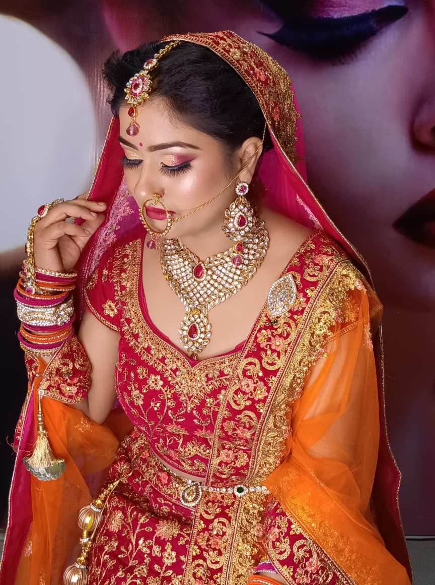 Beauty Salon Service